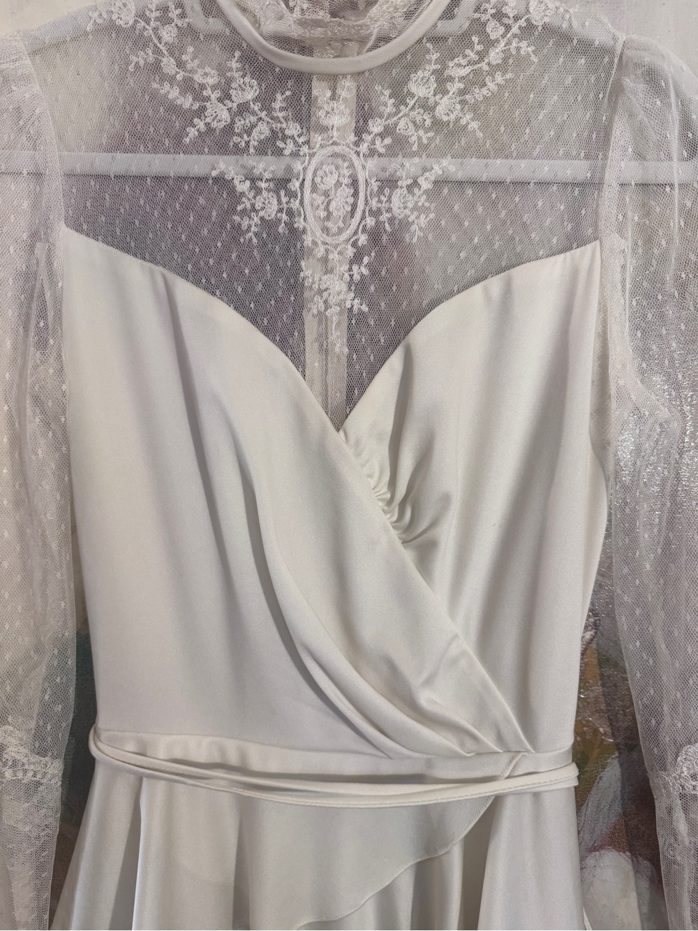 1980 HAND SEWN VTG French Lace Sleeved • Full Length Silk Wedding Dress • SMALL - Picture 4 of 16